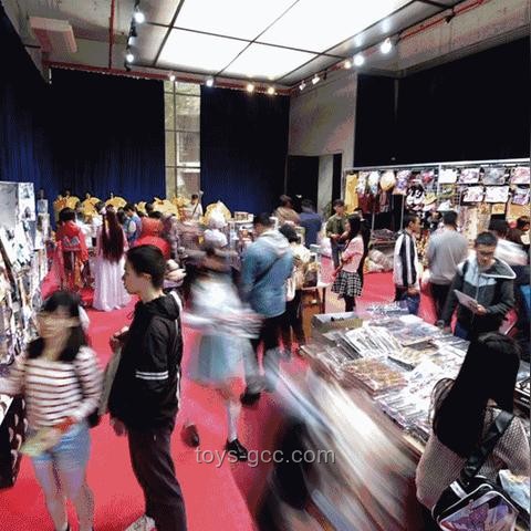 中山漫展初体验：二次元文化的魅力之旅✨